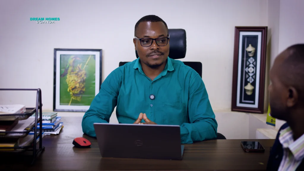 where-to-study-tour-guiding-in-uganda