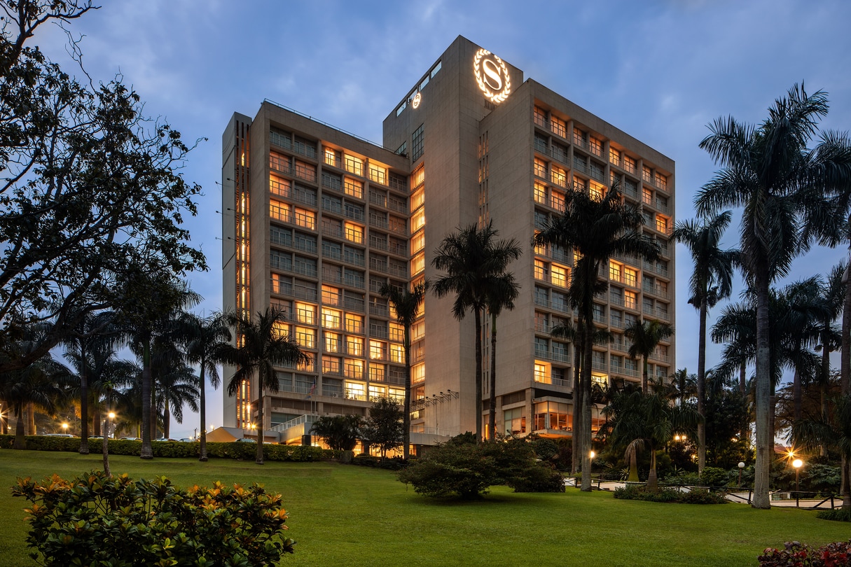 hospitality-training-for-ugandas-growing-lodge-and-resort-industry